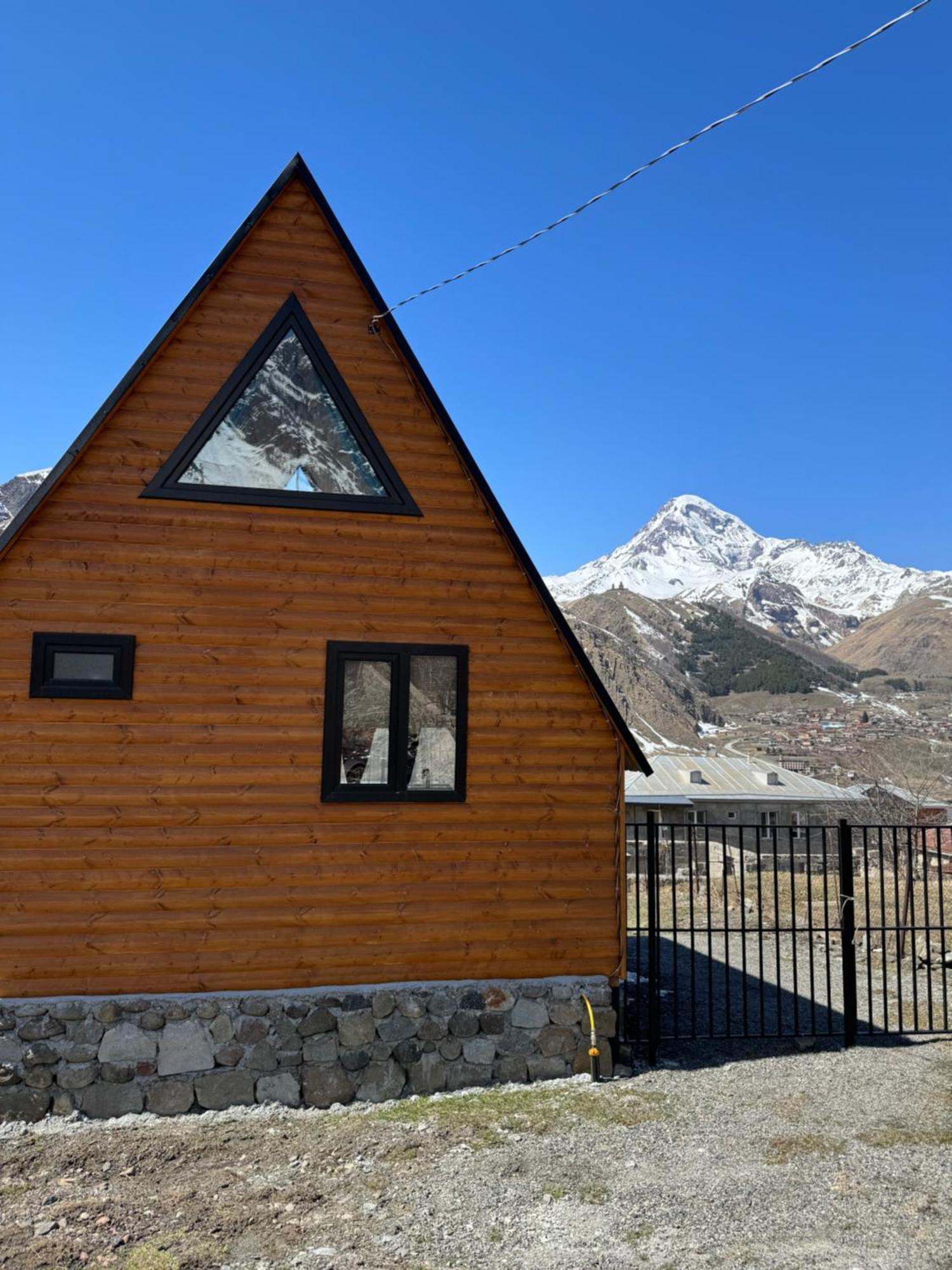 Qusha Cottage Kasbegi Buitenkant foto